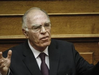 Β. Λεβέντης: «Οι Σκοπιανοί ρίξανε μερικά αγάλματα δείχνοντας...»